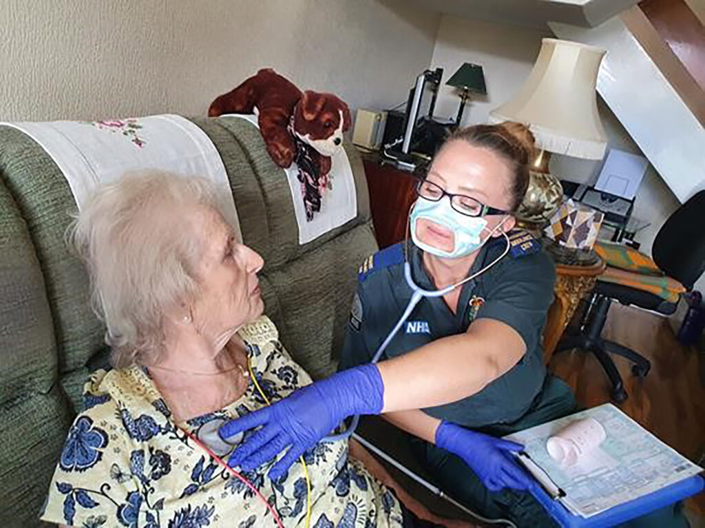 Jewish charity provides 2,000 transparent masks to help those with hearing loss